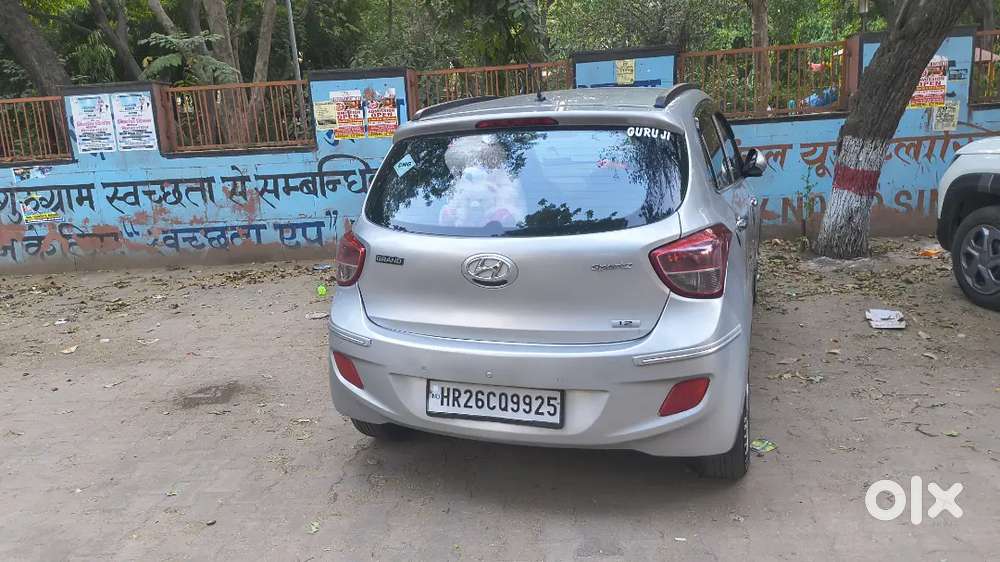 Hyundai Grand I10 Sportz 2015 With Cng On Paper