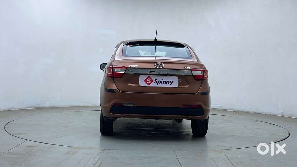 Tata Tigor Xza, 2018, Petrol