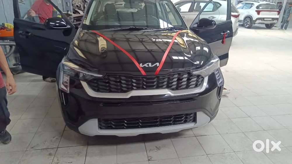 Kia Sonet 2026 Petrol 1800 Km Driven