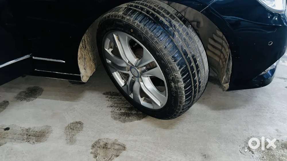 Mercedes-benz E-class 2012 Petrol Well Maintained