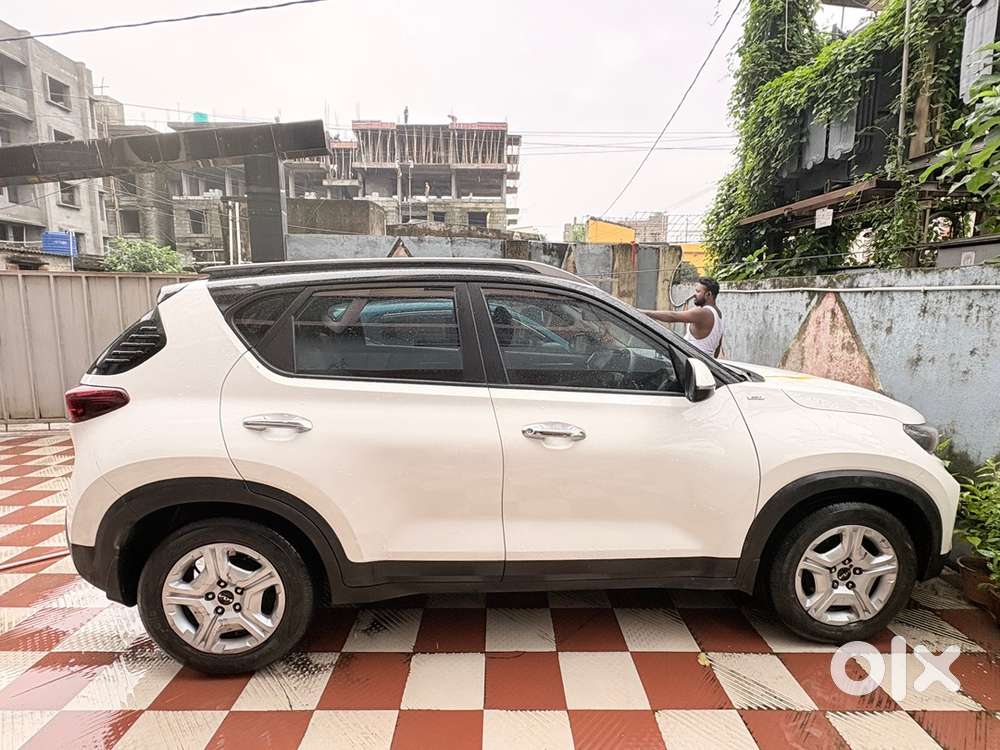 Kia Sonet Petrol Good Condition