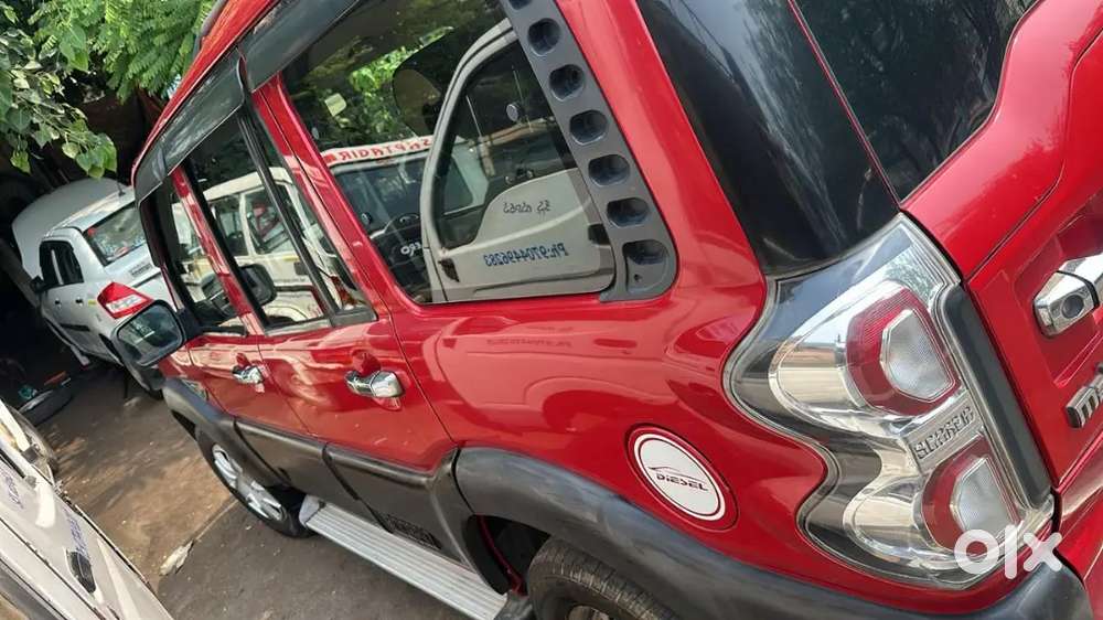 Mahindra Scorpio S4 2017 Manual