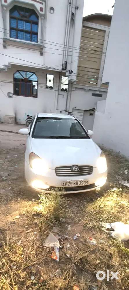 Veran Crdi Sx 2007 Manual Diesel Tank