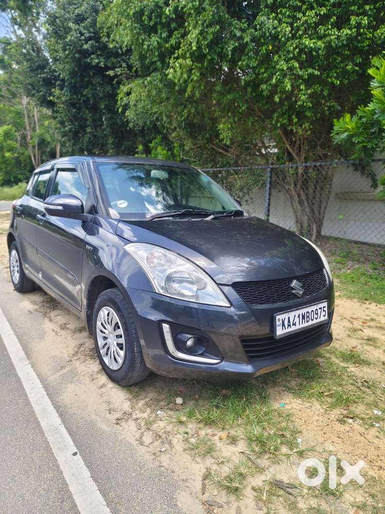 Maruti Suzuki Swift Vxi + Manual, 2017, Petrol