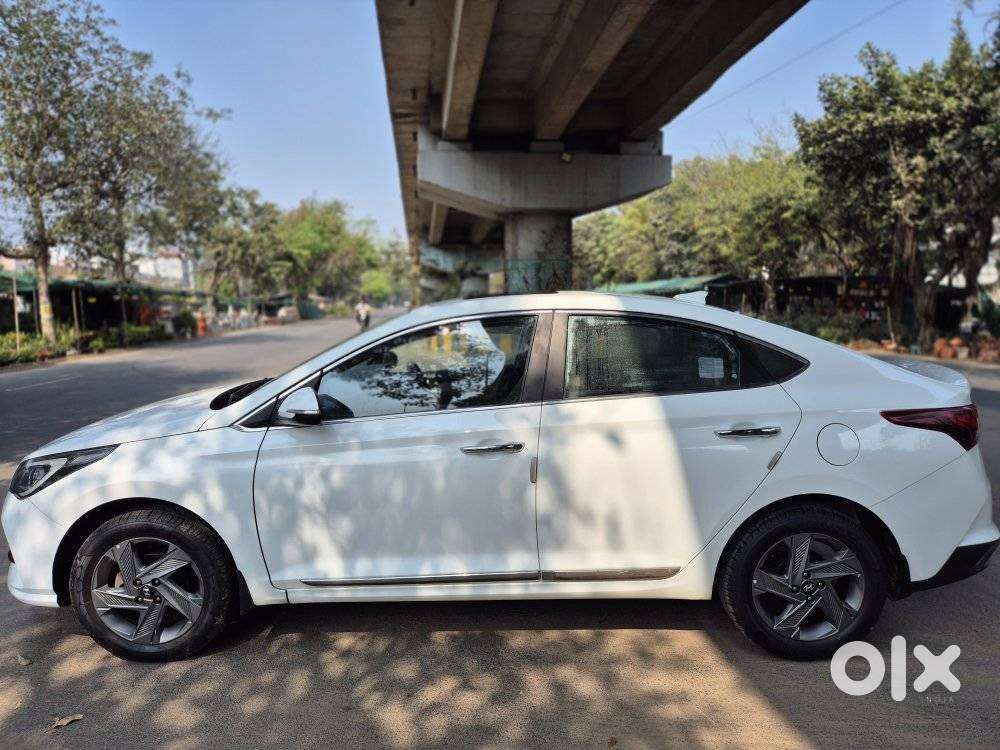 Hyundai Verna 1.5 Sx (o) Petrol Mt, 2020, Petrol