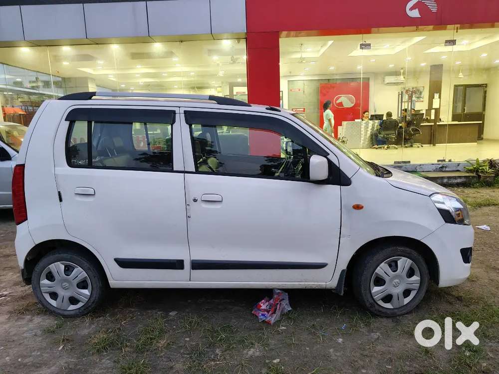 Maruti Suzuki Wagon R 1.0 VXI AMT 2018