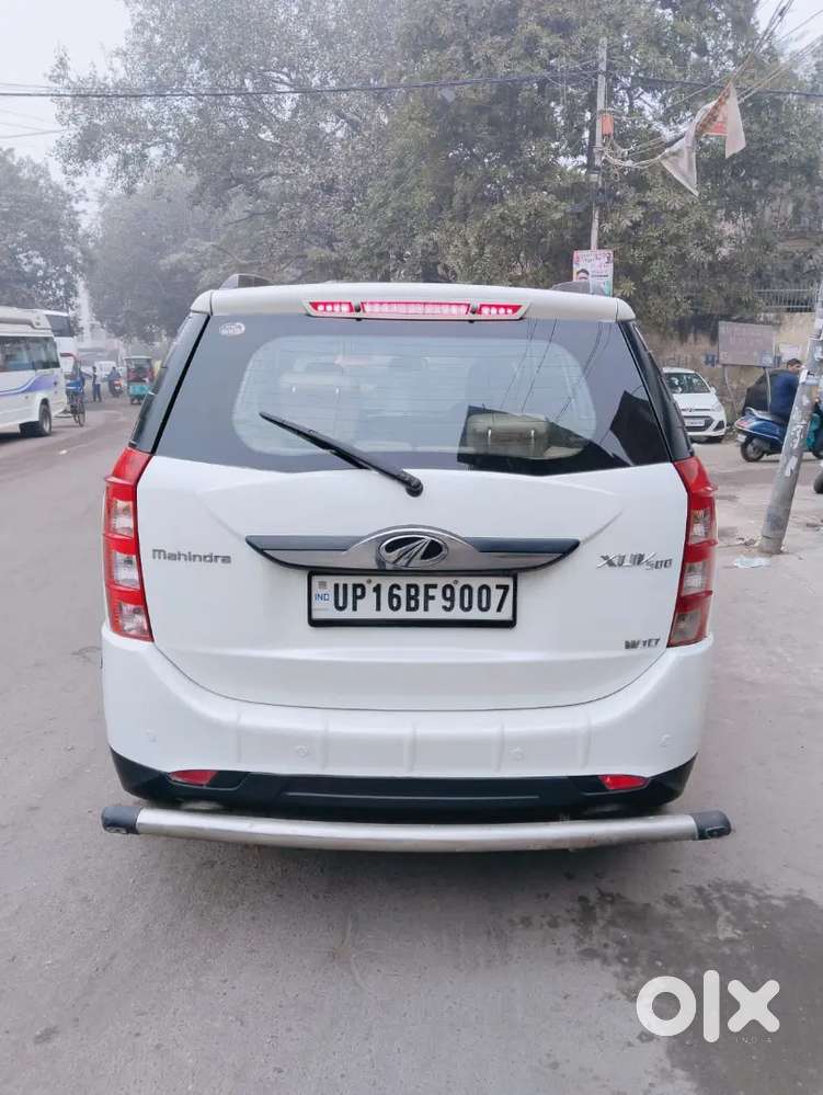 Mahindra Xuv500 2016 Diesel 65000 Km Driven