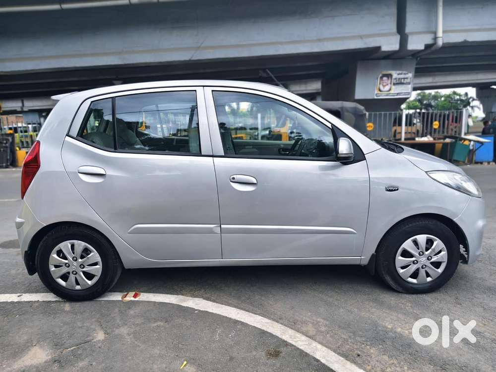 Hyundai I10 Sportz At, 2011, Petrol