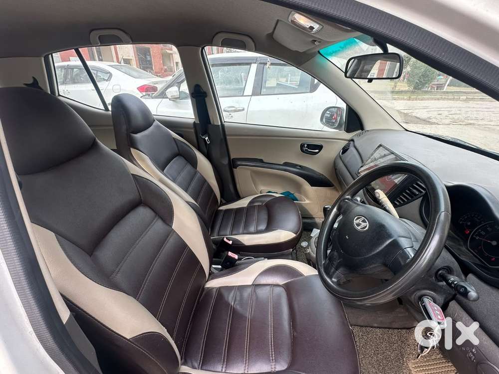 Hyundai I10 Sportz 2011 Year