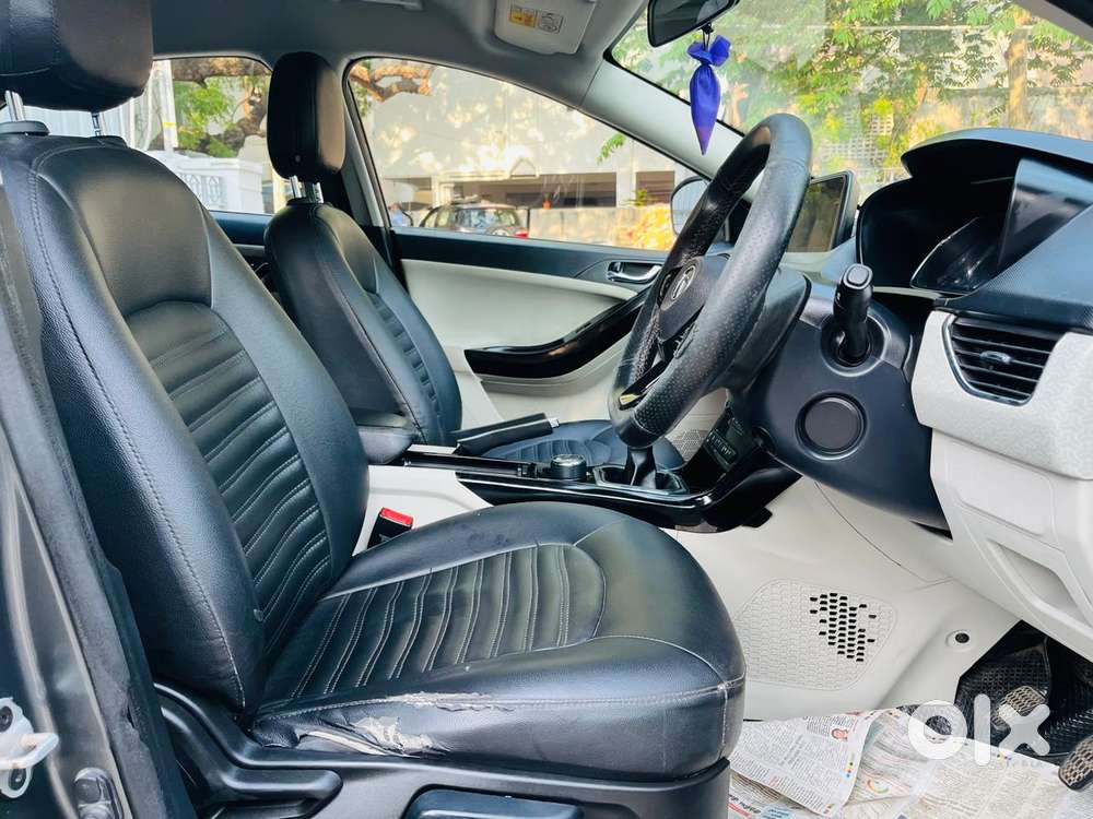 Tata Nexon Xz Plus (hs), 2022, Petrol