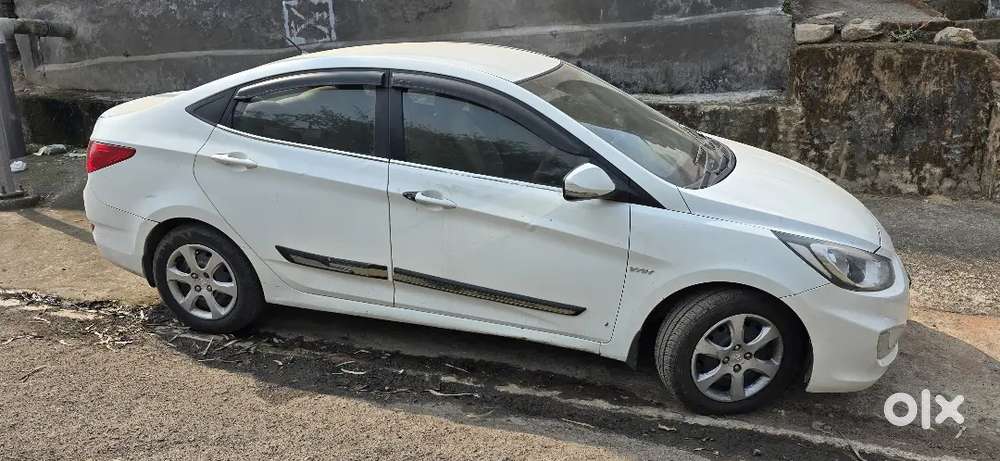 Hyundai Verna 2012 Petrol 92000 Km Driven
