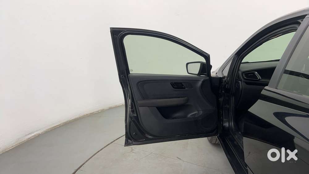 Tata Altroz 1.2 Xz Plus I-turbo Petrol Dark Edition, 2021, Petrol