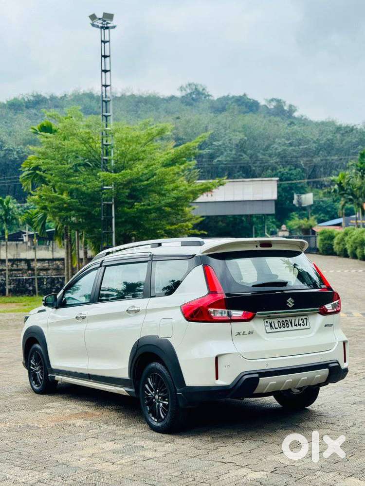 Maruti Suzuki Xl6 Alpha At, 2020, Petrol
