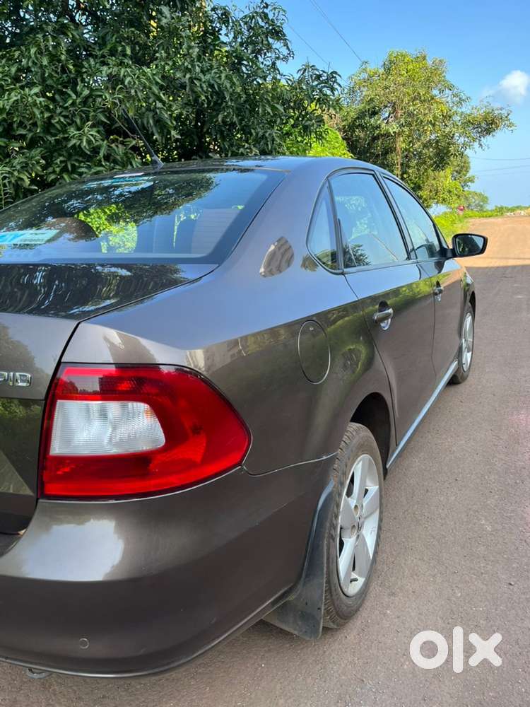 Skoda Diesel Automatic 2015 Car