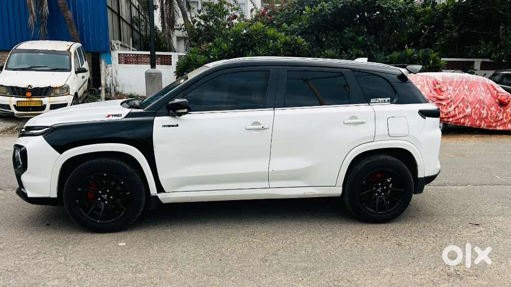 Toyota Urban Cruiser Hyryder 2023 Petrol Well Maintained