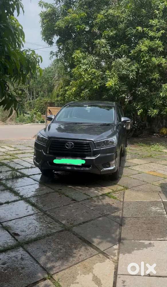 Toyota Innova Crysta 2017