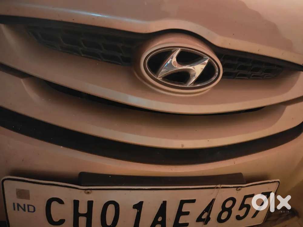 Hyundai Verna 1.6 Manual 2011