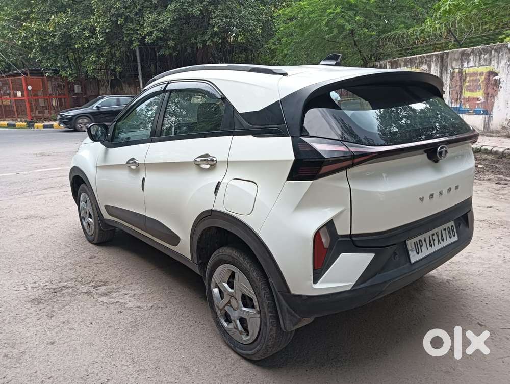 Tata Nexon Creative Plus 1.2 Revotron Petrol 6 Mt Dt, 2024, Petrol