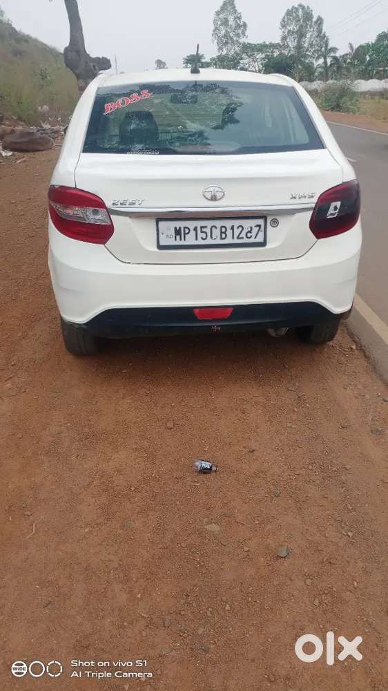 Tata Zest Diesel Top Modal 
2016
Owner 1 
New Insurance 
New Betri