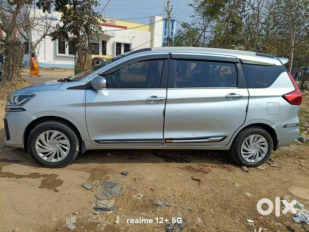Maruti Suzuki Ertiga Vxi Shvs At, 2023, Cng & Hybrids