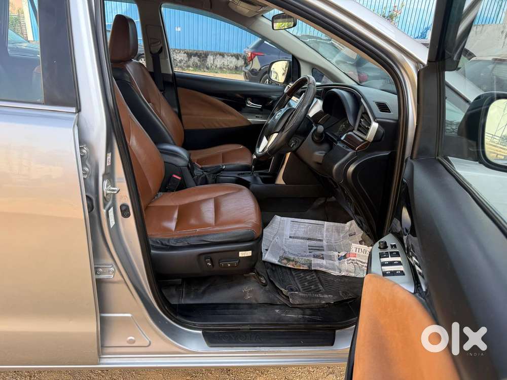 Toyota Innova Crysta 2.8 Zx At, 2016, Diesel