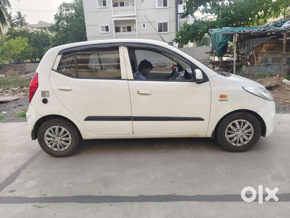Hyundai I10 Sportz Petrol Manual 2015