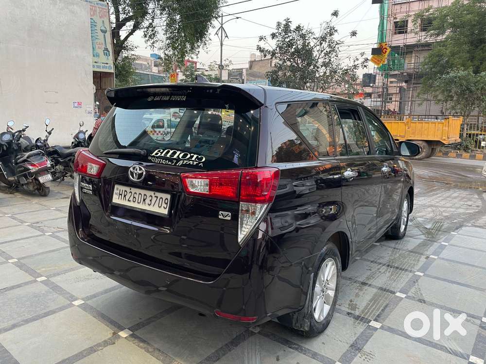 Toyota Innova Crysta 2.4 Vx Mt 8s, 2018, Diesel