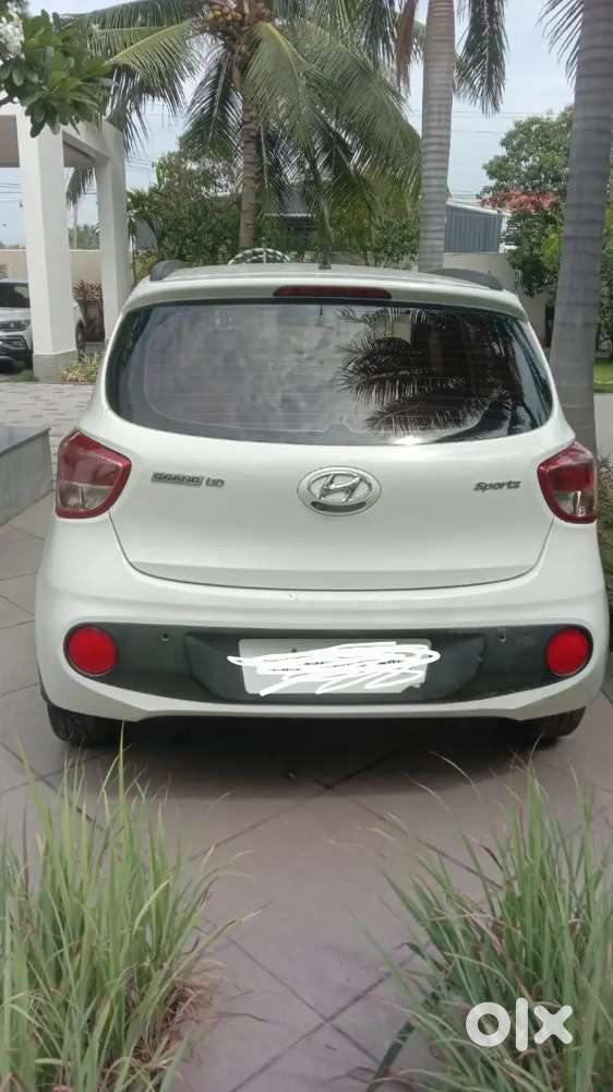 Hyundai Grand I10 2018 Petrol 42000 Km Driven