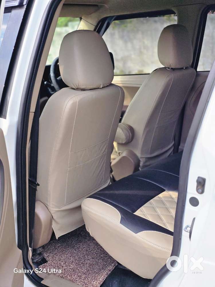 Mahindra Tuv 300 T10, 2020, Diesel