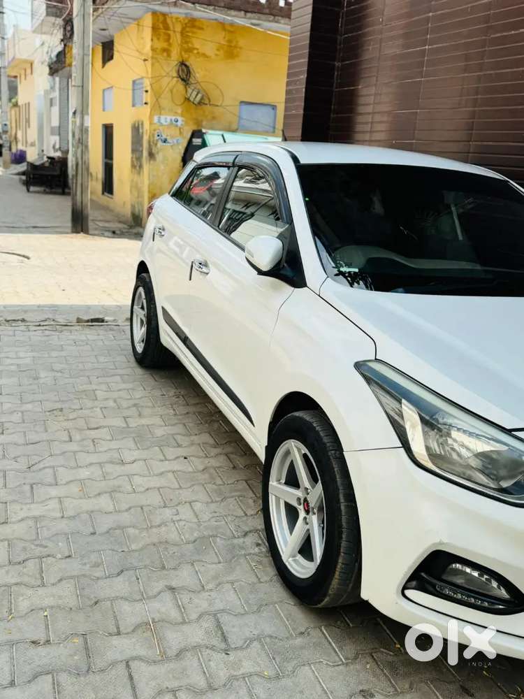 Hyundai New I20 2018 Diesel Well Maintained