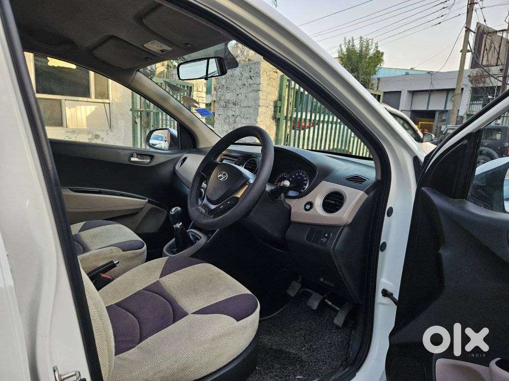 Hyundai Grand I10 2013-2016 Sportz, 2014, Petrol
