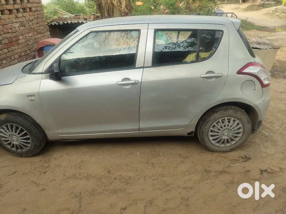 Maruti Suzuki Swift 2012 Cng & Hybrids 143000 Km Driven