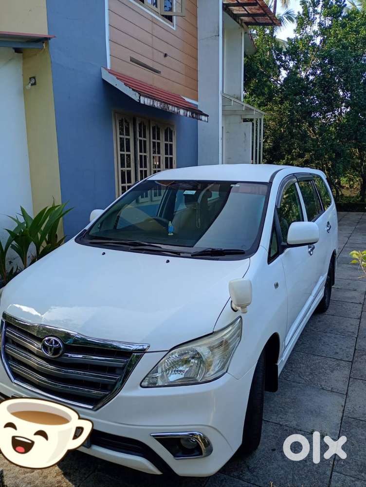 Near & Clean Toyota Innova 2.5 G4 2016