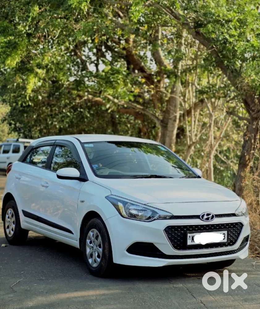 Hyundai I20 Magna Petrol 2015