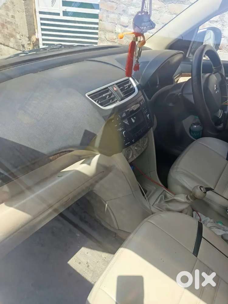 Maruti Suzuki Dzire 2015 Diesel 130000 Km Driven