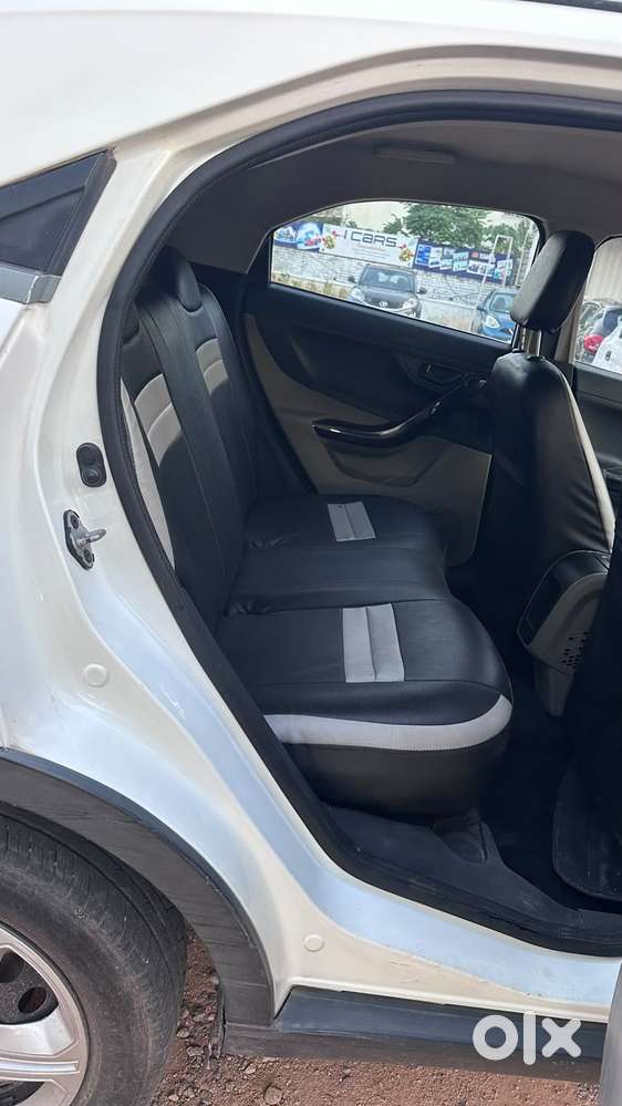 Tata Nexon 1.5 Revotorq Xm (s), 2019, Diesel