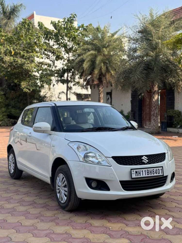 Maruti Suzuki Swift Vxi 1.2 Abs Bs-iv, 2014, Cng & Hybrids