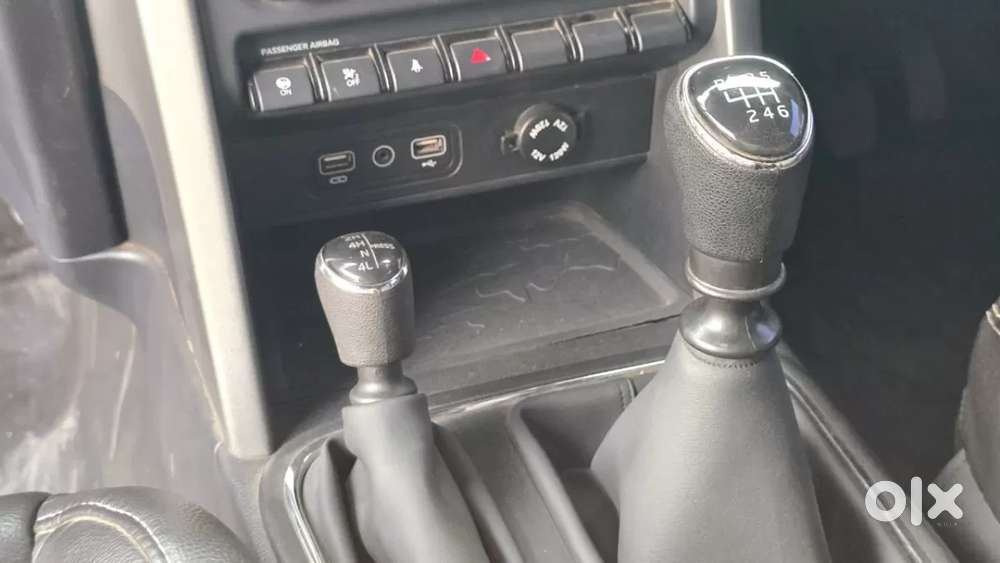 Mahindra Thar Lx 4-str Convertible Mt, 2022, Diesel