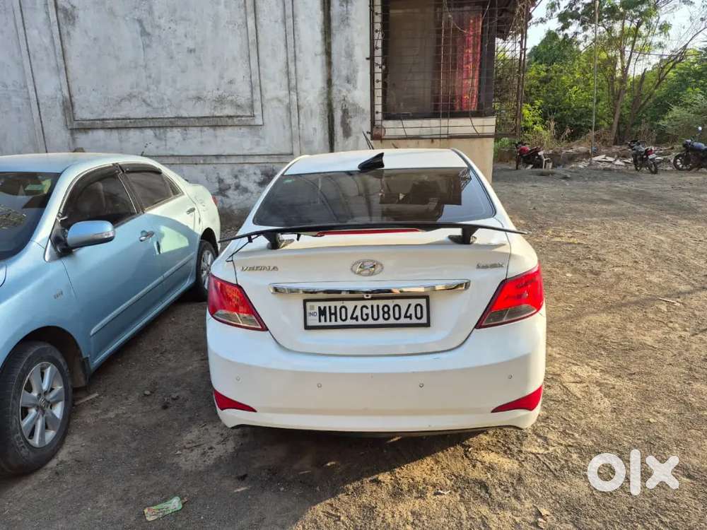 Hyundai Verna 2015