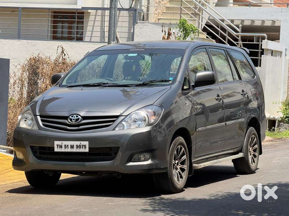 Toyota Innova 2.5 Gx 7 Str Bs-iii, 2011, Diesel
