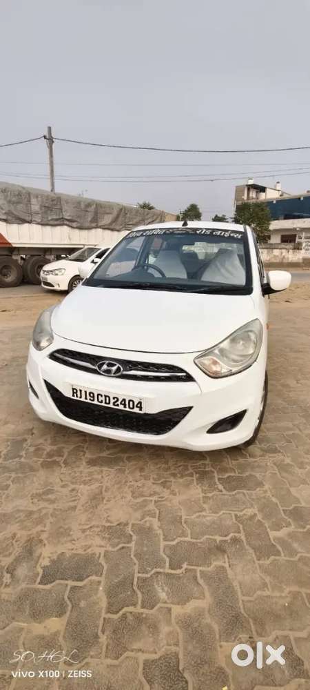 Hyundai I10 2012 Petrol 120000 Km Driven