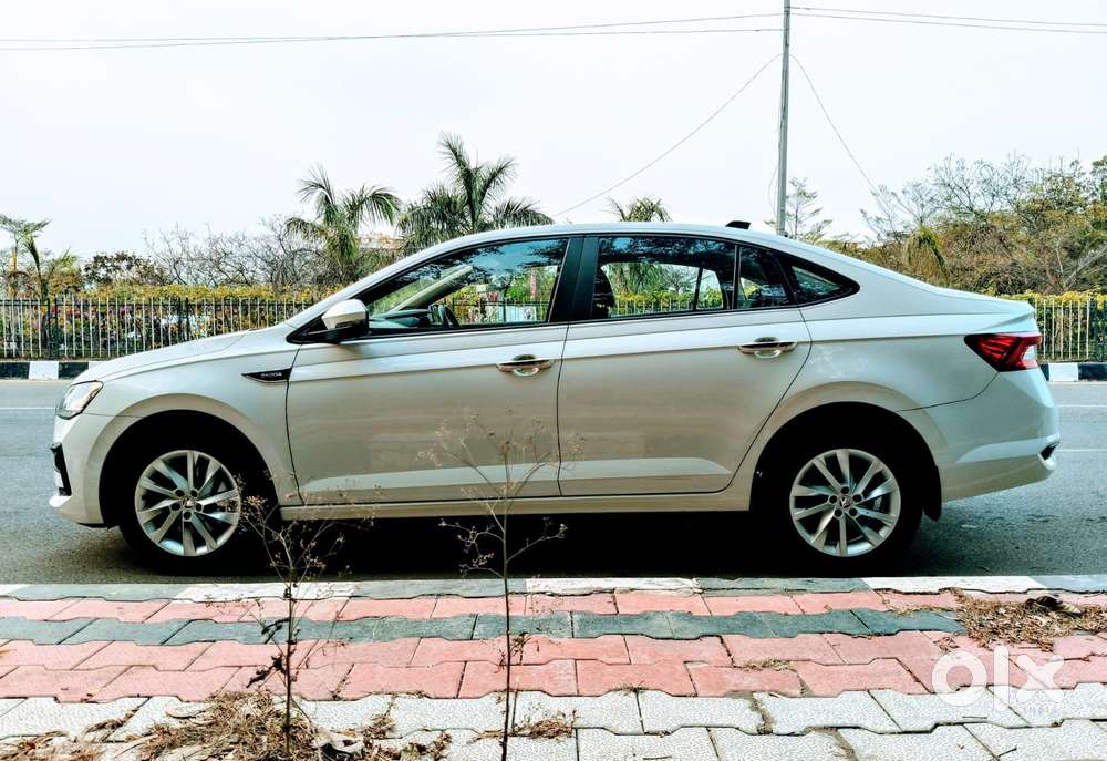 Skoda Slavia Ambition 1.5l Tsi Mt, 2023, Petrol