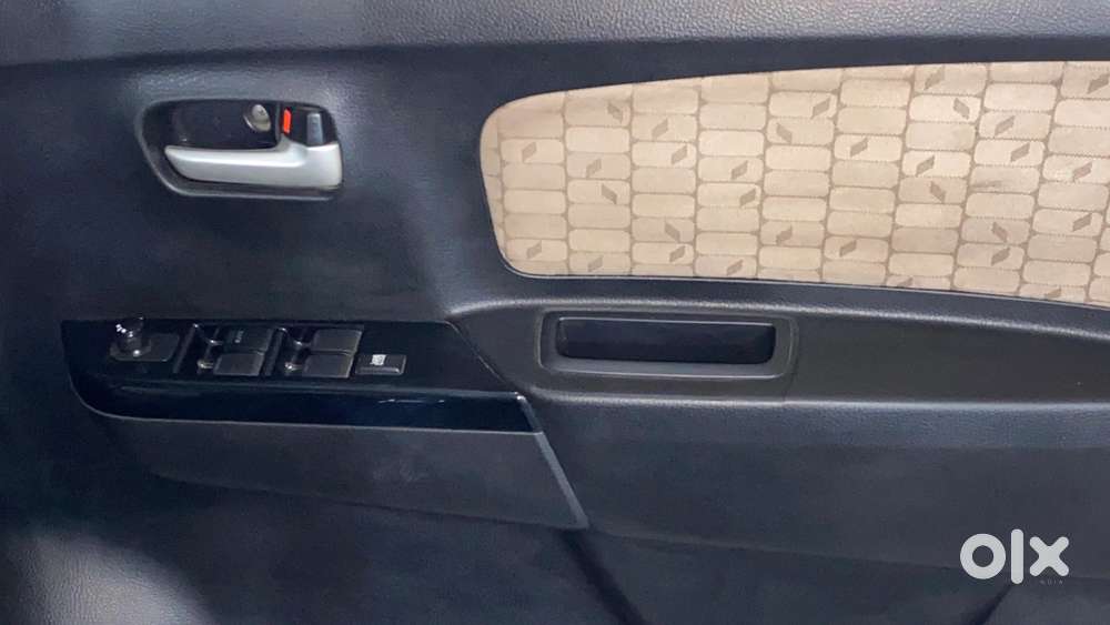 Maruti Suzuki Wagon R 1.0 Vxi, 2017, Petrol