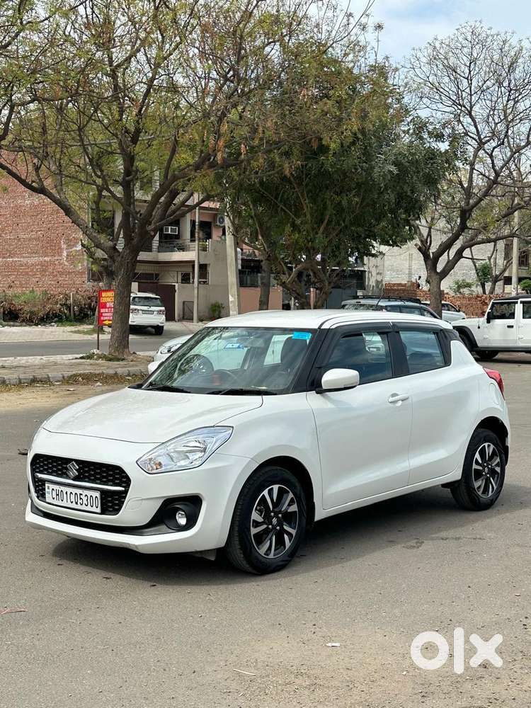 Maruti Suzuki Swift 1.2 Vxi (o), 2023, Petrol