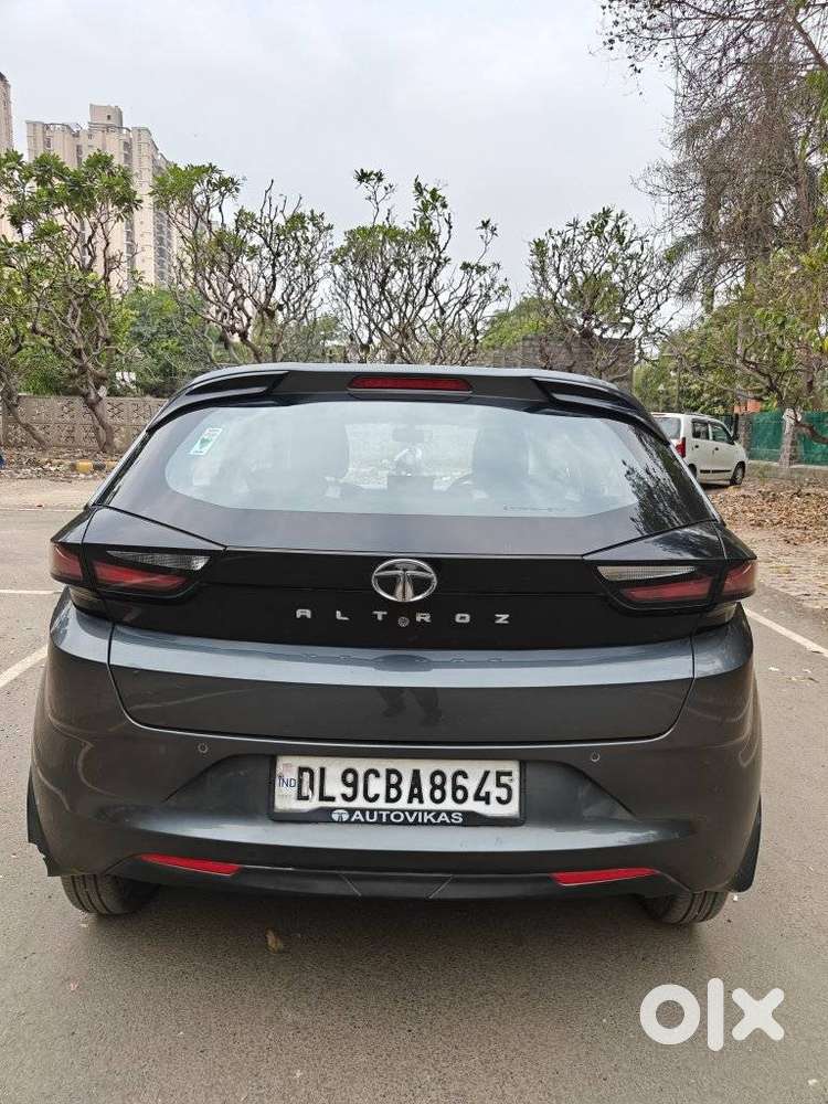 Tata Altroz 1.2 Xe, 2023, Petrol