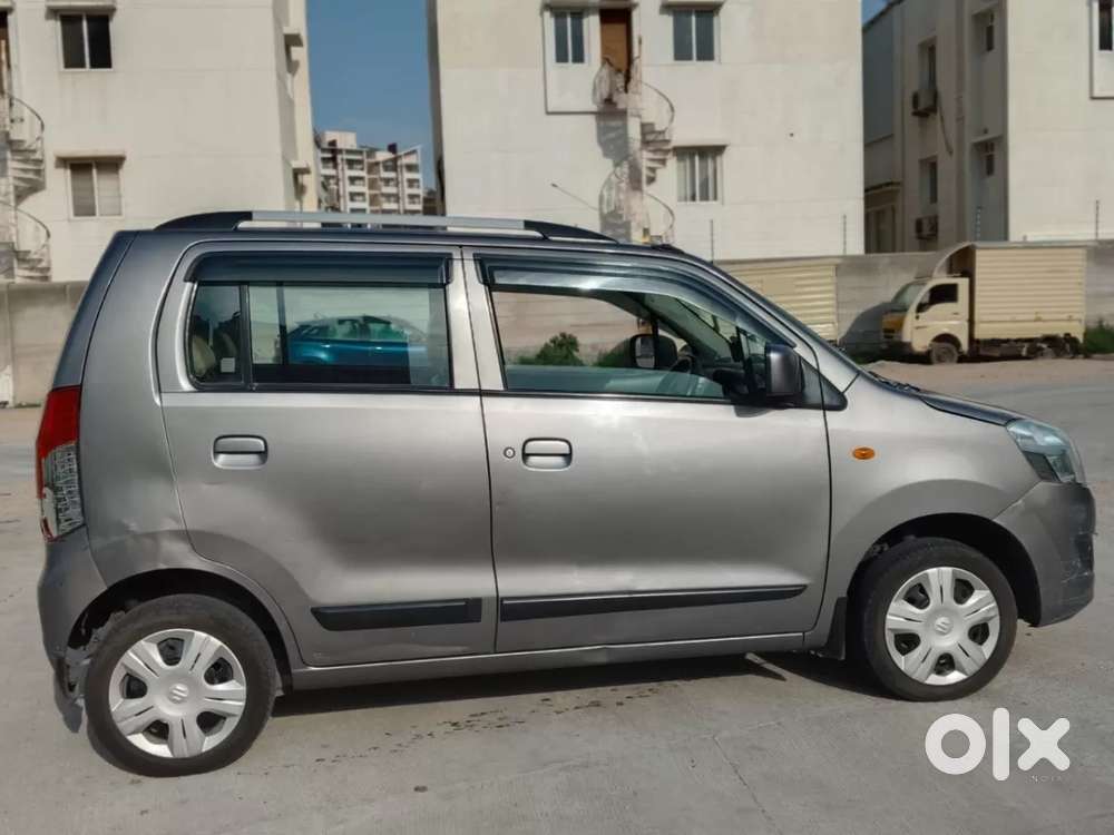 Maruti Suzuki Wagon R 1.0 Vxi Amt, 2018, Petrol