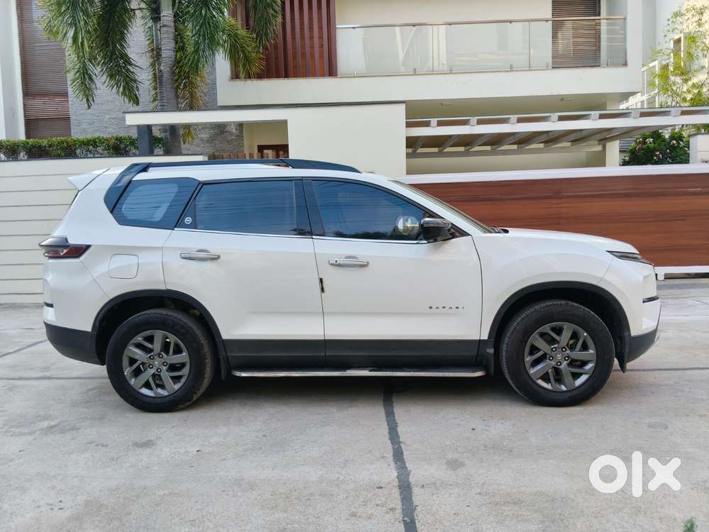 Tata Safari, 2023, Diesel