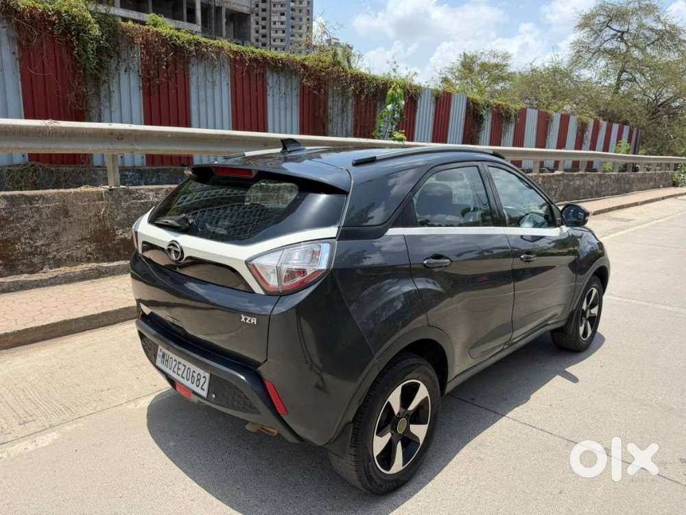 Tata Nexon 1.2 Revotron Xza Plus Premium, 2018, Petrol