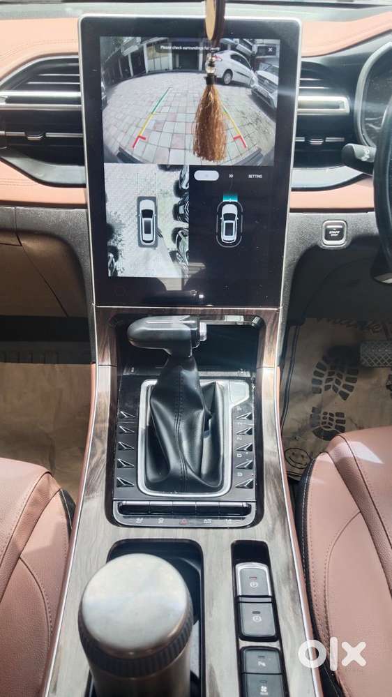 Mg Hector Plus Sharp Pro 1.5 Turbo Petrol Cvt 6 Str, 2024, Petrol