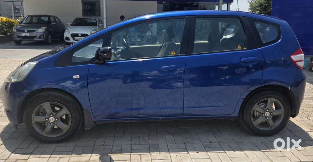 Honda Jazz 2009 Petrol 75000 Km Driven